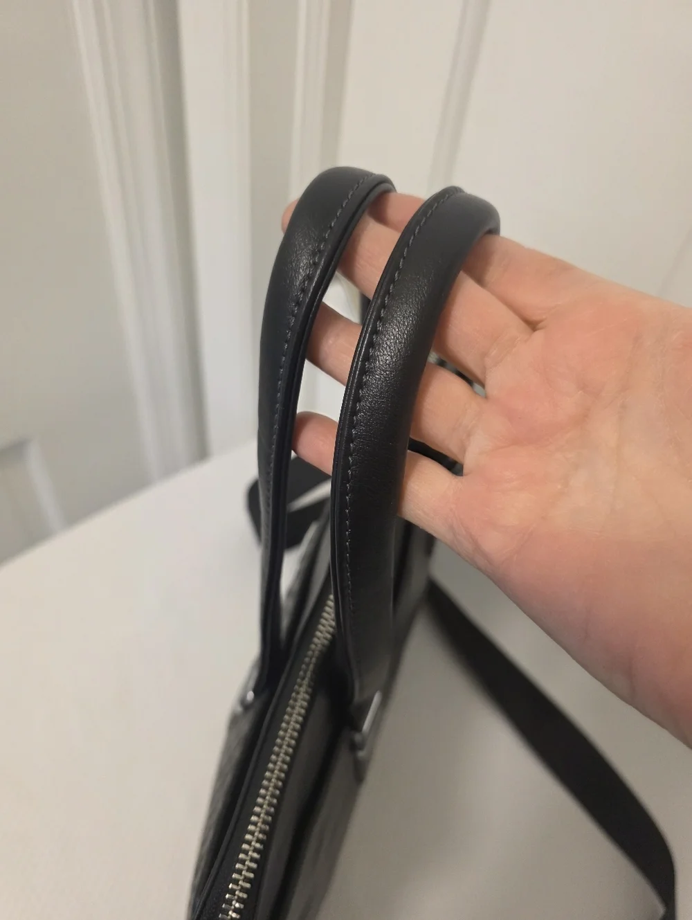 Sammons Black Quilted Professional Laptop Bag with Shoulder Strap